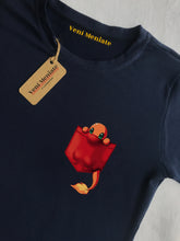 Cargar imagen en el visor de la galería, Charmander Mujer